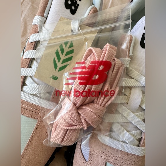 New Balance XC72 sneakers in pink and lilac Sz UK 8.5 (42.5 EUR) Unisex - Picture 6 of 11